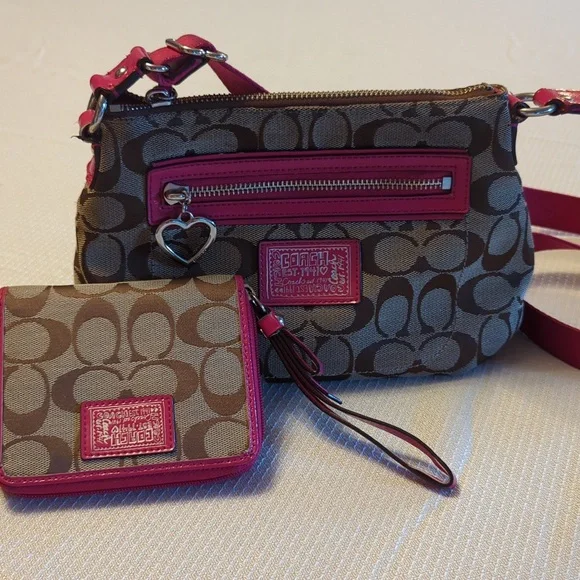 Coach Cross-Body & Matching Wristlet/Wallet - Picture 6 of 6